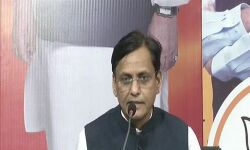 2020നെ അപേക്ഷിച്ച് കശ്മീരിലെ തീവ്രവാദി ആക്രമണങ്ങള് 32 ശതമാനം കുറഞ്ഞതായി കേന്ദ്ര ആഭ്യന്തര സഹമന്ത്രി 2020നെ അപേക്ഷിച്ച് കശ്മീരിലെ തീവ്രവാദി ആക്രമണങ്ങള് 32 ശതമാനം കുറഞ്ഞതായി കേന്ദ്ര ആഭ്യന്തര സഹമന്ത്രി