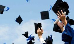 പ്ലസ്ടു പരീക്ഷയിലും തിളക്കമാര്ന്ന വിജയവുമായി മലപ്പുറം പ്ലസ്ടു പരീക്ഷയിലും തിളക്കമാര്ന്ന വിജയവുമായി മലപ്പുറം