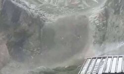 അമർനാഥ് തീർത്ഥാടന കേന്ദ്രത്തിന് സമീപം മേഘവിസ്ഫോടനം, ജാഗ്രതാ നിർദേശം അമർനാഥ് തീർത്ഥാടന കേന്ദ്രത്തിന് സമീപം മേഘവിസ്ഫോടനം, ജാഗ്രതാ നിർദേശം