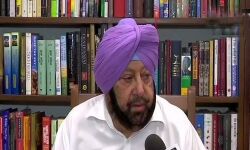 കര്ത്താര്പൂര് ഇടനാഴി തുറന്നുകൊടുക്കാന് പ്രധാനമന്ത്രിയുടെ ഇടപെടല് ആവശ്യപ്പെട്ട് പഞ്ചാബ് മുഖ്യമന്ത്രി കര്ത്താര്പൂര് ഇടനാഴി തുറന്നുകൊടുക്കാന് പ്രധാനമന്ത്രിയുടെ ഇടപെടല് ആവശ്യപ്പെട്ട് പഞ്ചാബ് മുഖ്യമന്ത്രി