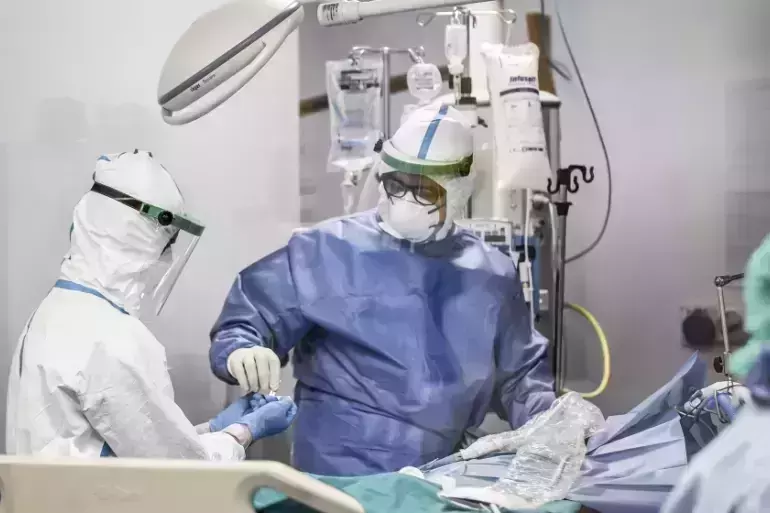 ഒമാനില്‍ കൊവിഡ് ബാധിച്ച് 18 മരണം