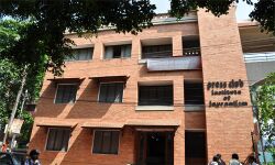 തിരുവനന്തപുരം പ്രസ് ക്ലബ്ബ് ജേണലിസം ബിരുദാനന്തര ഡിപ്ലോമ കോഴ്‌സ്: അപേക്ഷ ക്ഷണിച്ചു