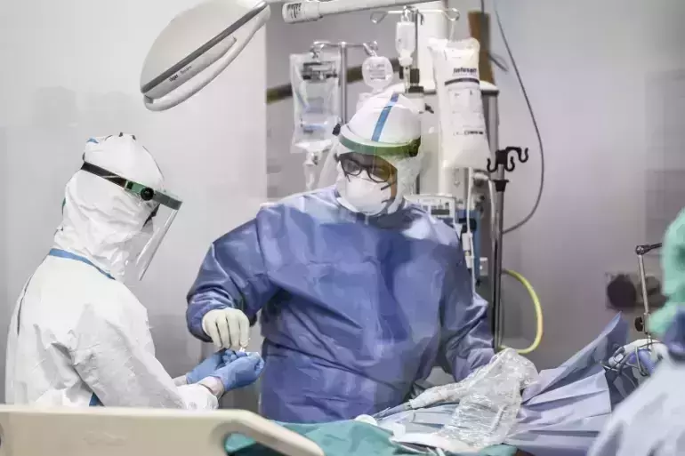 ഒമാനില്‍ കൊവിഡ് ബാധിച്ച് 18 മരണം