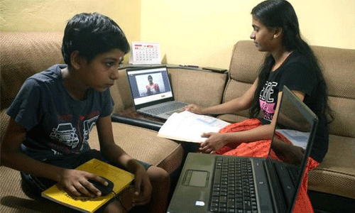 കേരളത്തില് നാലേമുക്കാല് ലക്ഷം കുട്ടികള് ഓണ്ലൈന് ക്ലാസുകള്ക്ക് പുറത്ത്; കൂടുതല് പാലക്കാടും മലപ്പുറത്തും കേരളത്തില് നാലേമുക്കാല് ലക്ഷം കുട്ടികള് ഓണ്ലൈന് ക്ലാസുകള്ക്ക് പുറത്ത്; കൂടുതല് പാലക്കാടും മലപ്പുറത്തും