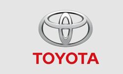 സ്വയം ചാര്‍ജ് ചെയ്യുന്ന ഹൈബ്രിഡ് ഇലക്ട്രിക് വാഹനങ്ങളുടെ ബാറ്ററി വാറന്റി നീട്ടി ടൊയോട്ട