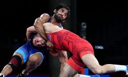 ബജ്റംഗ് പൂനിയക്ക് വെള്ളിയില്ല; ഇനി പോരാട്ടം വെങ്കലത്തിനായി ബജ്റംഗ് പൂനിയക്ക് വെള്ളിയില്ല; ഇനി പോരാട്ടം വെങ്കലത്തിനായി