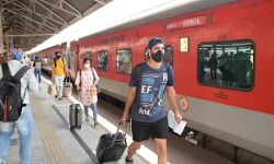 เดฎเดฒเดฏเดพเดณเดฟ เดฏเดพเดคเตเดฐเดเตเดเดพเตผเดเตเดเต เดคเดฎเดฟเดดเตเดจเดพเดเตเดเดฟเตฝ เดเตผเดถเดจ เดชเดฐเดฟเดถเตเดงเดจ: เดเตเดจเตเดจเต เดธเตเตปเดเตเดฐเดฒเดฟเตฝ เดจเตเดฐเดฟเดเตเดเตเดคเตเดคเดฟ เดเดฐเตเดเตเดฏเดฎเดจเตเดคเตเดฐเดฟ เดฎเดฒเดฏเดพเดณเดฟ เดฏเดพเดคเตเดฐเดเตเดเดพเตผเดเตเดเต เดคเดฎเดฟเดดเตเดจเดพเดเตเดเดฟเตฝ เดเตผเดถเดจ เดชเดฐเดฟเดถเตเดงเดจ: เดเตเดจเตเดจเต เดธเตเตปเดเตเดฐเดฒเดฟเตฝ เดจเตเดฐเดฟเดเตเดเตเดคเตเดคเดฟ เดเดฐเตเดเตเดฏเดฎเดจเตเดคเตเดฐเดฟ