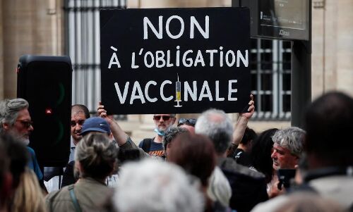 കൊവിഡ് ആരോഗ്യ പാസിനെതിരേ ഫ്രാൻസിലും ഇറ്റലിയിലും പ്രതിഷേധം