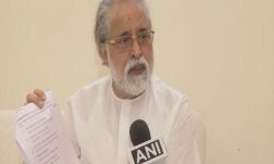 രാഷ്ട്രീയത്തെ കുടുംബ വ്യവസായമാക്കി മാറ്റിയത് ഏത് പാര്‍ട്ടിയാണ്? യുപിഎസ്‌സി ചോദ്യപേപ്പറിലെ ചോദ്യങ്ങള്‍ക്കെതിരേ തൃണമൂല്‍ നേതാവ്