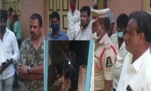 ഗ്യാസ് സിലിണ്ടര്‍ പൊട്ടിത്തെറിച്ച് മകന് ദാരുണാന്ത്യം; മാതാപിതാക്കള്‍ക്ക് ഗുരുതര പരിക്ക്