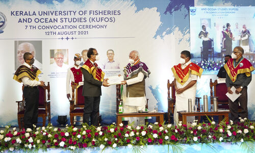 സാമ്പത്തിക രംഗത്ത് വന്‍കുതിച്ചുചാട്ടത്തിന് കളമൊരുക്കാന്‍ ഫിഷറീസ് മേഖലക്ക് കഴിയും: ഗവര്‍ണര്‍