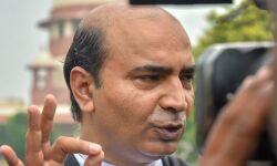 മൗനം പൊതുഭാഷയാക്കുന്നവരെക്കുറിച്ചുതന്നെ മൗനം പൊതുഭാഷയാക്കുന്നവരെക്കുറിച്ചുതന്നെ