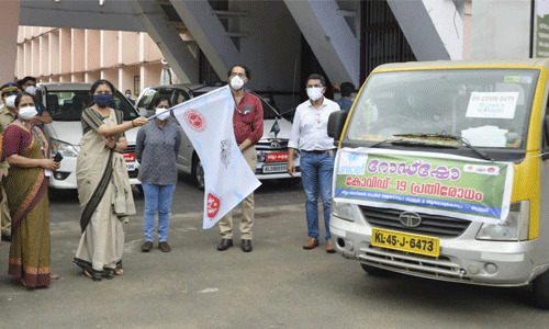 കൊവിഡ്പ്രതിരോധ ബോധവല്ക്കരണ റോഡ് ഷോയുമായി ആരോഗ്യ വകുപ്പ് കൊവിഡ്പ്രതിരോധ ബോധവല്ക്കരണ റോഡ് ഷോയുമായി ആരോഗ്യ വകുപ്പ്