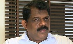 വാഹനം പൊളിക്കല്‍ നയം വന്‍കിടക്കാരെ സഹായിക്കാന്‍; മന്ത്രി ആന്റണി രാജു