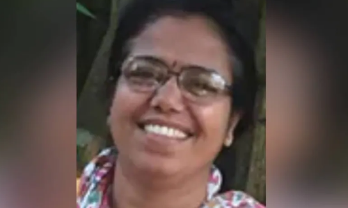 ഭര്‍ത്താവിന്റെ സുഹൃത്തിനെ വെട്ടാന്‍ ക്വട്ടേഷന്‍;  ബാങ്ക് ഉദ്യോഗസ്ഥ അറസ്റ്റില്‍, ക്വട്ടേഷന്‍ മൂന്നു ലക്ഷത്തിന്