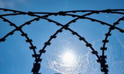 അഫ്ഗാനിസ്താന്‍: ചാര്‍കര്‍ ജയിലില്‍ നിന്ന് നൂറു കണക്കിനു തടവുകാര്‍ രക്ഷപ്പെട്ടു