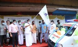 പ്രതീക്ഷ ആംബുലന്‍സ് സര്‍വീസ് നാടിന് സമര്‍പ്പിച്ചു