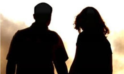 വിവാഹിത മറ്റൊരാള്ക്കൊപ്പം താമസിക്കുന്നത് നിയമവിരുദ്ധം: രാജസ്ഥാന് ഹൈക്കോടതി വിവാഹിത മറ്റൊരാള്ക്കൊപ്പം താമസിക്കുന്നത് നിയമവിരുദ്ധം: രാജസ്ഥാന് ഹൈക്കോടതി