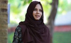 ഫാത്തിമ തഹ്ലിയക്കെതിരേ അധിക്ഷേപ കമന്റുകളുമായി ലീഗ് പ്രവര്ത്തകര് ഫാത്തിമ തഹ്ലിയക്കെതിരേ അധിക്ഷേപ കമന്റുകളുമായി ലീഗ് പ്രവര്ത്തകര്