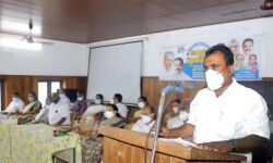 ജനകീയാസൂത്രണ പ്രസ്ഥാനത്തിന്റെ രജതജൂബിലി: ഇടുക്കിയിലെ മുന് ജില്ലാ പഞ്ചായത്ത് പ്രസിഡന്റുമാര്ക്ക് ആദരം ജനകീയാസൂത്രണ പ്രസ്ഥാനത്തിന്റെ രജതജൂബിലി: ഇടുക്കിയിലെ മുന് ജില്ലാ പഞ്ചായത്ത് പ്രസിഡന്റുമാര്ക്ക് ആദരം