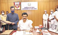 അബ്രാഹ്മണ പൂജാരിമാരുടെ നിയമനം; ബ്രാഹ്മണ പൂജാരിമാരെ പിരിച്ചുവിടാന്‍ നീക്കമെന്ന് വ്യാജപ്രചാരണം