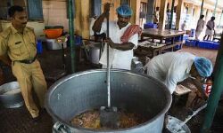 ജയിലിലെ ഭക്ഷണം പുനഃക്രമീകരിച്ചു ജയിലിലെ ഭക്ഷണം പുനഃക്രമീകരിച്ചു