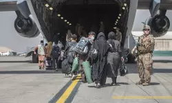 തൊഴില്‍ നൈപുണ്യമുള്ള അഫ്ഗാനികളെ ഒഴിപ്പിക്കുന്നത് നിര്‍ത്തണം; യുഎസിനോട് അഭ്യര്‍ഥിച്ച് താലിബാന്‍