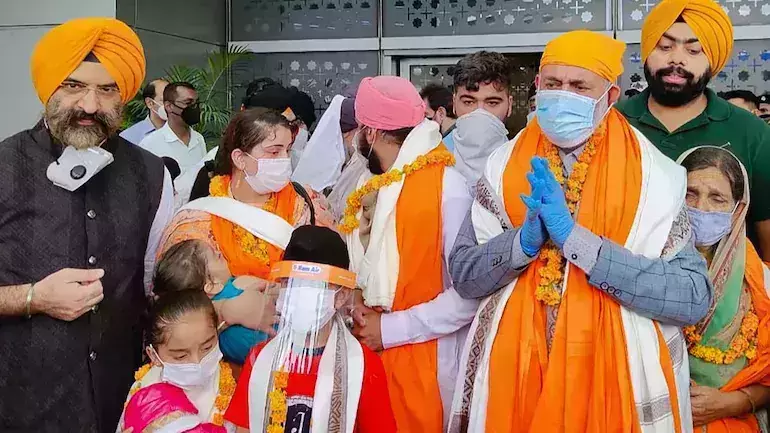 ഇന്ത്യയിലേക്ക് താല്പര്യമില്ല; അഫ്ഗാനിലെ സിഖ്, ഹിന്ദു വിഭാഗക്കാരുടെ സ്വപ്ന ഭൂമിക യുഎസും കാനഡയും ഇന്ത്യയിലേക്ക് താല്പര്യമില്ല; അഫ്ഗാനിലെ സിഖ്, ഹിന്ദു വിഭാഗക്കാരുടെ സ്വപ്ന ഭൂമിക യുഎസും കാനഡയും