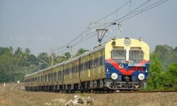 ആന്ധ്രയില്‍ മഴ തുടരുന്നു; നിരവധി ട്രെയിന്‍ സര്‍വീസുകള്‍ റദ്ദാക്കി