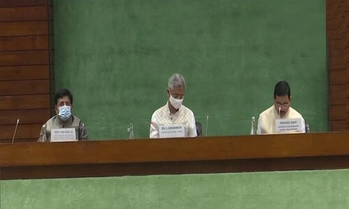 അഫ്ഗാനിസ്താന് വിഷയം: സര്വകക്ഷിയോഗം തുടങ്ങി അഫ്ഗാനിസ്താന് വിഷയം: സര്വകക്ഷിയോഗം തുടങ്ങി