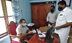 റോഡരികിലെ മാലിന്യം നീക്കം ചെയ്യണം: എസ്ഡിപിഐ