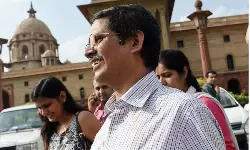 യു പി മുഖ്യമന്ത്രിക്കെതിരേ സ്ഥാനാര്‍ത്ഥിത്വം പ്രഖ്യാപിച്ച മുന്‍ ഐപിഎസ് ഉദ്യോഗസ്ഥനെ അറസ്റ്റ് ചെയ്തു