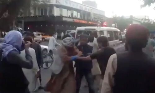 കാബൂള്‍ വിമാനത്താവളത്തിലുണ്ടായ സ്‌ഫോടനത്തെ താലിബാന്‍ അപലപിച്ചു