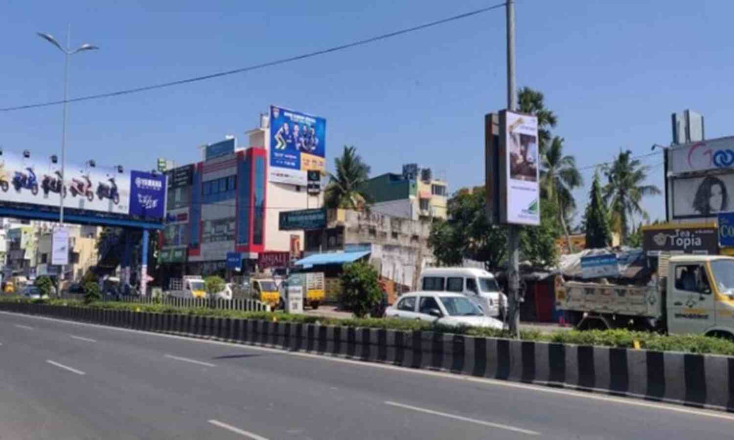 ലോക്ക്ഡൗണ് നിയന്ത്രണങ്ങള് നീട്ടി തമിഴ്നാട്; മലയാളി വിദ്യാര്ത്ഥികള്ക്ക് ആര്ടിപിസിആര്, വാക്സിന് സര്ട്ടിഫിക്കറ്റ് കര്ശനമാക്കി ലോക്ക്ഡൗണ് നിയന്ത്രണങ്ങള് നീട്ടി തമിഴ്നാട്; മലയാളി വിദ്യാര്ത്ഥികള്ക്ക് ആര്ടിപിസിആര്, വാക്സിന് സര്ട്ടിഫിക്കറ്റ് കര്ശനമാക്കി