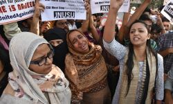 ഞാന്‍ കാത്തിരിക്കുന്നു; മകന്‍ തിരിച്ചുവരുമെന്ന് ജെഎന്‍യു വിദ്യാര്‍ത്ഥി നജീബിന്റെ മാതാവ് ഫാത്തിമ നഫീസ