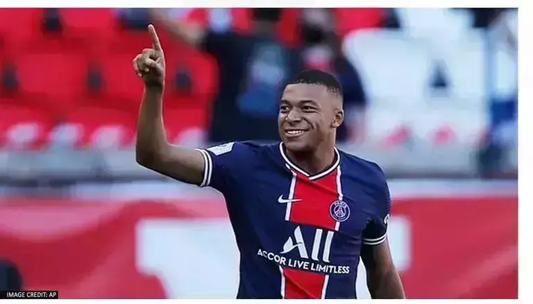 എംബാപ്പെ ഡീലില് നിന്ന് റയല് പിന്മാറിയേക്കും; പിഎസ്ജിയില് സന്തുഷ്ടനെന്നും താരം എംബാപ്പെ ഡീലില് നിന്ന് റയല് പിന്മാറിയേക്കും; പിഎസ്ജിയില് സന്തുഷ്ടനെന്നും താരം