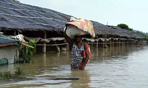 അസമില്‍ പ്രളയം: 3.5 ലക്ഷം പേരെ ഒഴിപ്പിച്ചു