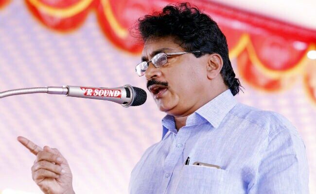 പികെ ശശിയെ കെടിഡിസി ചെയര്മാനായി നിയമിച്ചു പികെ ശശിയെ കെടിഡിസി ചെയര്മാനായി നിയമിച്ചു