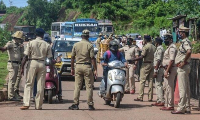 നിര്ബന്ധിത ക്വാറന്റൈന് പിന്വലിക്കണമെന്ന് കേരളം; മലയാളി വിദ്യാര്ഥികള്ക്ക് ഇളവ് അനുവദിച്ച് കര്ണാടക നിര്ബന്ധിത ക്വാറന്റൈന് പിന്വലിക്കണമെന്ന് കേരളം; മലയാളി വിദ്യാര്ഥികള്ക്ക് ഇളവ് അനുവദിച്ച് കര്ണാടക