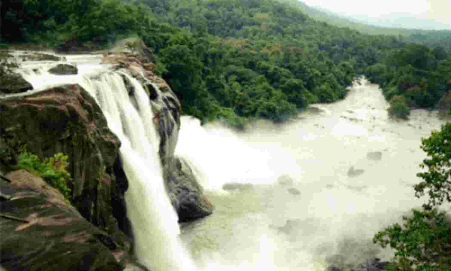 ചാലക്കുടി പുഴയിലെ ജലനിരപ്പ് ഉയരാന് സാധ്യത; ജാഗ്രതാ നിര്ദ്ദേശം ചാലക്കുടി പുഴയിലെ ജലനിരപ്പ് ഉയരാന് സാധ്യത; ജാഗ്രതാ നിര്ദ്ദേശം