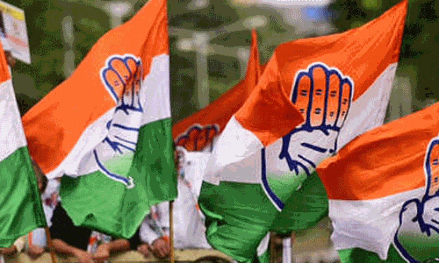 പ്രതിപക്ഷ നേതാവിനെ അപകീര്ത്തിപ്പെടുത്തി; ഡിസിസി ജനറല് സെക്രട്ടറിക്ക് കാരണം കാണിക്കല് നോട്ടീസ് പ്രതിപക്ഷ നേതാവിനെ അപകീര്ത്തിപ്പെടുത്തി; ഡിസിസി ജനറല് സെക്രട്ടറിക്ക് കാരണം കാണിക്കല് നോട്ടീസ്