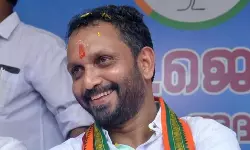 ആനി രാജയ്ക്ക് തലയ്ക്ക് വെളിവില്ലെന്ന് കെ സുരേന്ദ്രന്‍