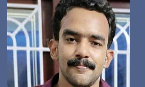 വിവാഹ വാഗ്ദാനം നല്കി പീഡിപ്പിച്ച കേസില് പന്നിയങ്കര പോലിസ് അന്വേഷണം ആരംഭിച്ചു വിവാഹ വാഗ്ദാനം നല്കി പീഡിപ്പിച്ച കേസില് പന്നിയങ്കര പോലിസ് അന്വേഷണം ആരംഭിച്ചു