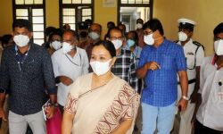 ആരോഗ്യമന്ത്രി കോഴിക്കോട് മെഡിക്കല്‍ കോളേജ് സന്ദര്‍ശിച്ച് ക്രമീകരണങ്ങള്‍ വിലയിരുത്തി