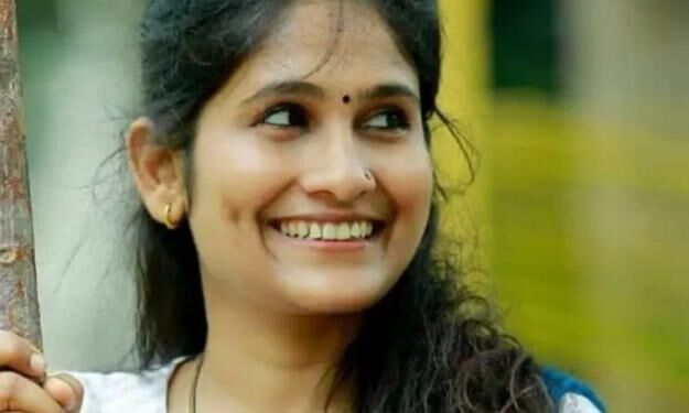 ഗൈഡിന്റെ മാനസിക പീഡനം; ഗവേഷണ വിദ്യാര്ഥിനി ജീവനൊടുക്കി ഗൈഡിന്റെ മാനസിക പീഡനം; ഗവേഷണ വിദ്യാര്ഥിനി ജീവനൊടുക്കി