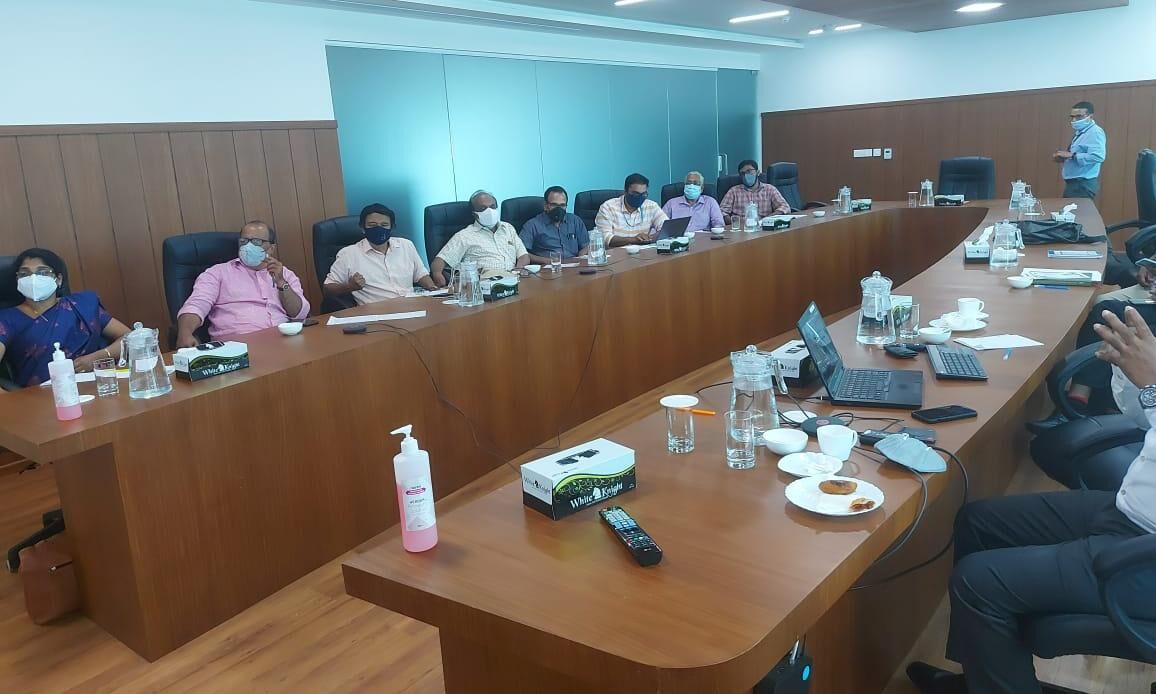 ദേശീയപാത ആറുവരിയാക്കല്: സേവന ശൃംഖല ആസൂത്രണത്തിന് സംയുക്തയോഗം നടത്തി ദേശീയപാത ആറുവരിയാക്കല്: സേവന ശൃംഖല ആസൂത്രണത്തിന് സംയുക്തയോഗം നടത്തി