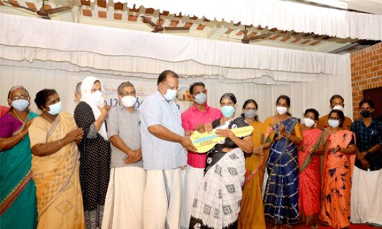 പുനര്ഗേഹം പദ്ധതിയിലൂടെ തൃശൂര് ജില്ലയില് 53 വീടുകള് പൂര്ത്തിയായി പുനര്ഗേഹം പദ്ധതിയിലൂടെ തൃശൂര് ജില്ലയില് 53 വീടുകള് പൂര്ത്തിയായി