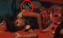 മൂര്‍ഖന്‍ കഴുത്തില്‍ ചുറ്റിവരിഞ്ഞ് രണ്ട് മണിക്കൂര്‍; കടിയേറ്റ ആറ് വയസ്സുകാരി അത്ഭുതകരമായി രക്ഷപ്പെട്ടു