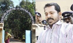 തന്നെ ജയിലില് കൊലപ്പെടുത്താന് അഞ്ച് കോടിയുടെ ക്വട്ടേഷന്; ജയില് ഡിഐജിയോട് കൊടി സുനിയുടെ വെളിപ്പെടുത്തല് തന്നെ ജയിലില് കൊലപ്പെടുത്താന് അഞ്ച് കോടിയുടെ ക്വട്ടേഷന്; ജയില് ഡിഐജിയോട് കൊടി സുനിയുടെ വെളിപ്പെടുത്തല്