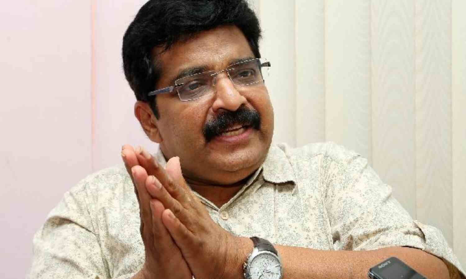 പാലാ ബിഷപ്പിന്റെ നാര്ക്കോട്ടിക് ജിഹാദ്; സിപിഎം നിലപാട് വിഷലിപ്തമെന്ന് എം കെ മുനീര് പാലാ ബിഷപ്പിന്റെ നാര്ക്കോട്ടിക് ജിഹാദ്; സിപിഎം നിലപാട് വിഷലിപ്തമെന്ന് എം കെ മുനീര്